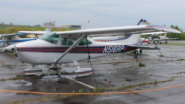 Cessna Skylane (N516RP) - Tied down on the ramp during the D-Day Squadron Kickoff Week, 17 May 2019.