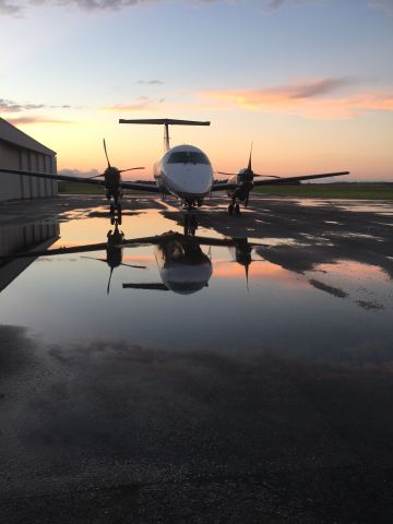 Embraer EMB-120 Brasilia (N235SW)