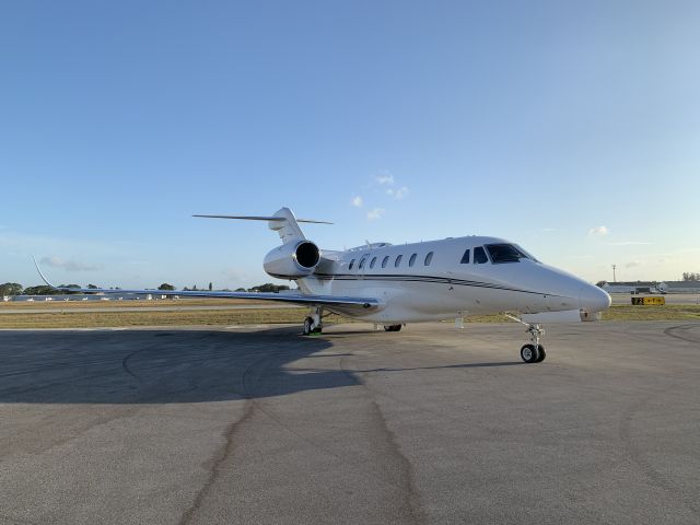 Cessna Citation X (N51GB)