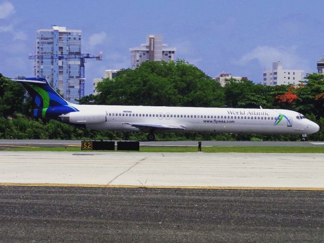 McDonnell Douglas MD-83 (N805WA)