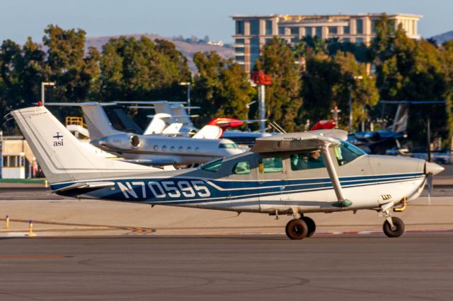 Cessna 206 Stationair (N70595)