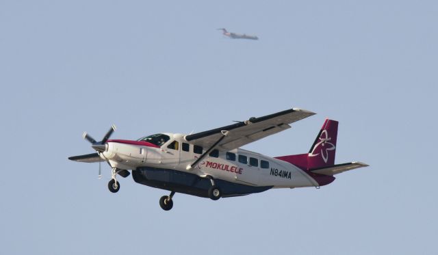 Cessna Caravan (N841MA) - Departing LAX