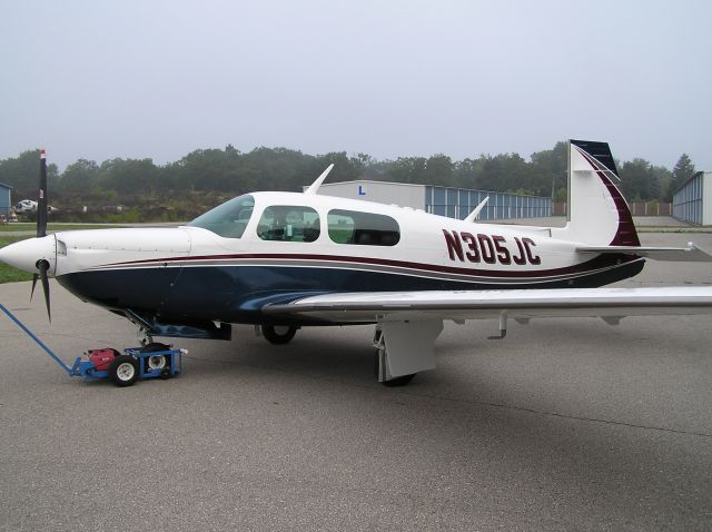 Mooney M-20 Turbo (N305JC)
