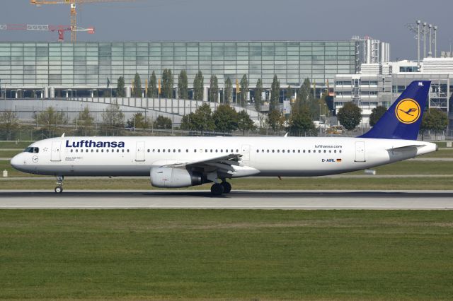 Airbus A321 (D-AIRL)