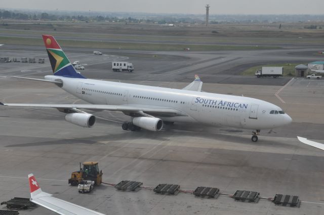 Airbus A340-200 — - South African Airways