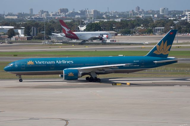 Boeing 777-200 (VN-A147)
