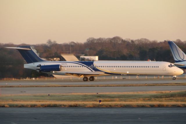 McDonnell Douglas MD-83 (N307FA) - Falcon Air Express MD-83 12/12/13