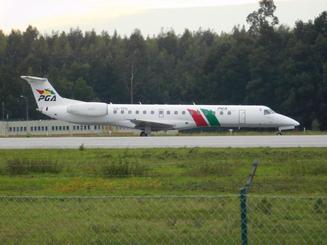 Airbus A320 (CS-TPG)