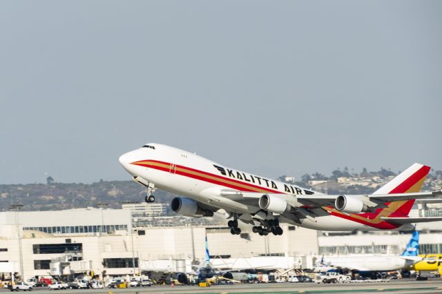 Boeing 747-200 (N767CK) - Kalitta Air taking off from LAX 1/17/25. 