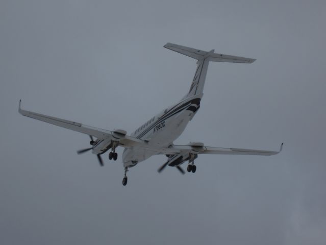 Beechcraft Super King Air 300 (N708DC)