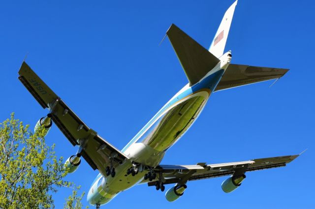 Boeing 747-200 (82-8000) - Year: 1987br /Make: Boeingbr /Model: VC-25A (747-2G4B)br /Opby: United States Air Force 