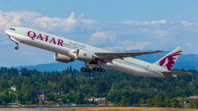 BOEING 777-300 (A7-BET) - A7-BET heading back to KPAE as BOE851 heavy from KPDX after being painted.