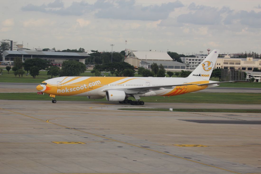 Boeing 777-200 (HS-XBA)