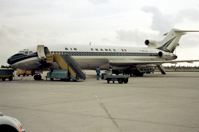 BOEING 727-200 (F-BOJB) - 1968 at Düsseldorf (EDDL)