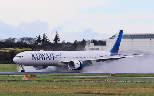 BOEING 777-300 (9K-AOD) - kuwait airways b777-369er 9k-aod landing at shannon 27/2/17.