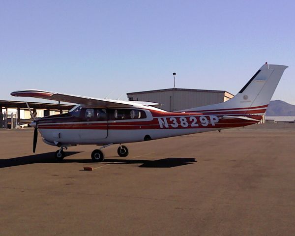 Cessna Skylane (N3829P)