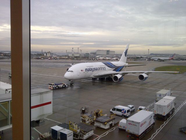 Airbus A380-800 (9M-MNA) - TAXIING FOR PARKING