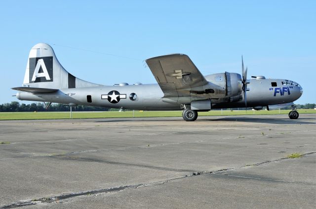 Boeing B-29 Superfortress (N529B)