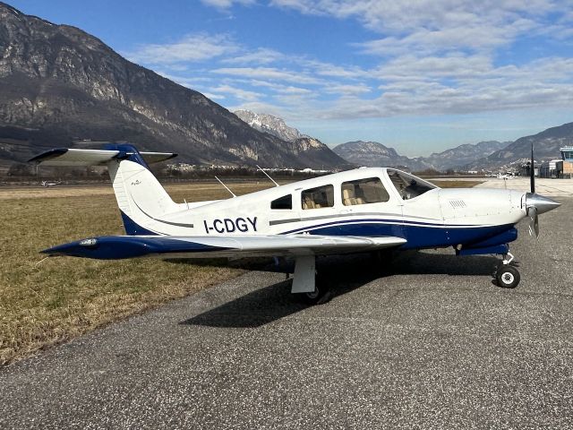 Piper Cherokee (I-CDGY)