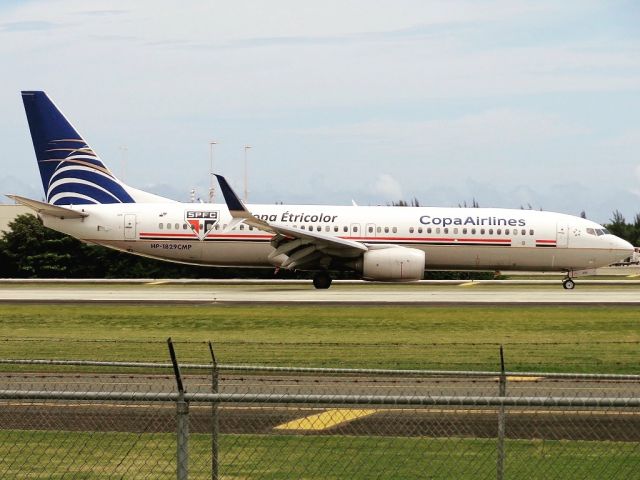 Boeing 737-800 (HP-1829CMP)