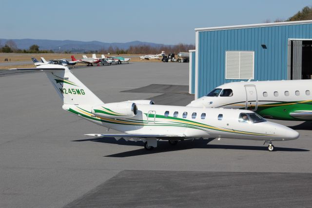 Cessna Citation CJ4 (N245MG)