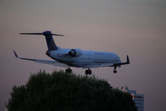 Canadair Regional Jet CRJ-700 (N770SK)