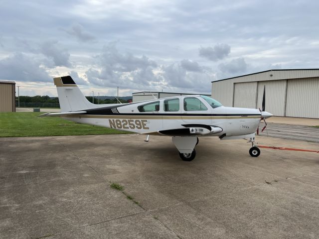 Beechcraft Bonanza (33) (N8259E) - 1992 Beechcraft Bonanza F33A