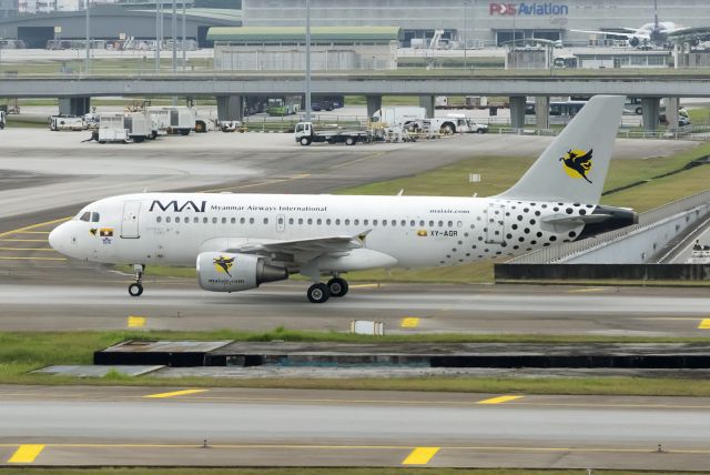 Airbus A319 (XY-AGR)