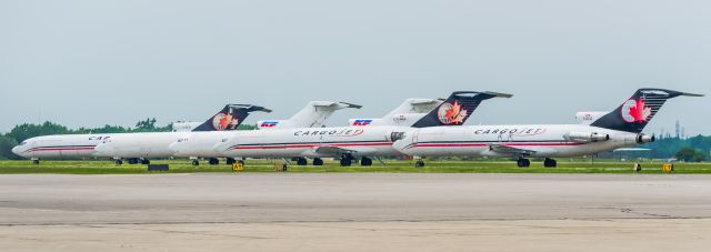 Boeing 727-100 (C-GCJZ) - CargoJet C-GCJZ 727-225F x 5