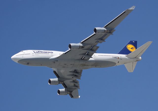 Boeing 747-400 (D-ABVC) - 747-430