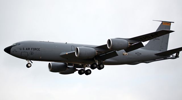 Boeing C-135FR Stratotanker (63-8004)