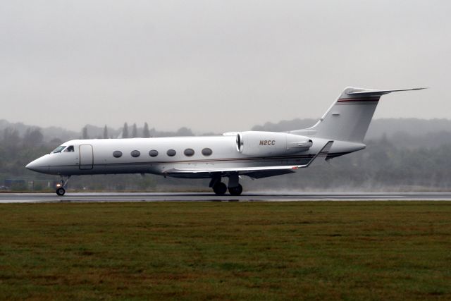 Gulfstream Aerospace Gulfstream IV (N2CC) - Departing for KSTP on 06-Oct-09.