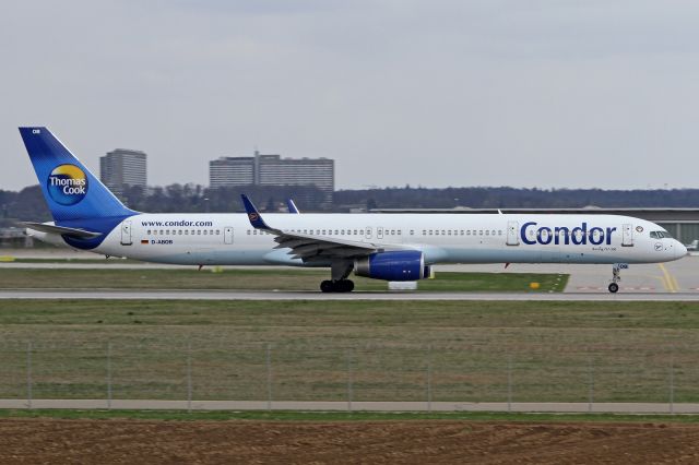 BOEING 757-300 (D-ABOB)