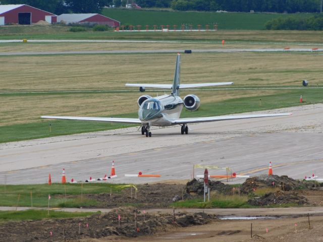 Cessna Citation Sovereign (N6GU) - Harrison Ford recently decided to stop in Iowa.