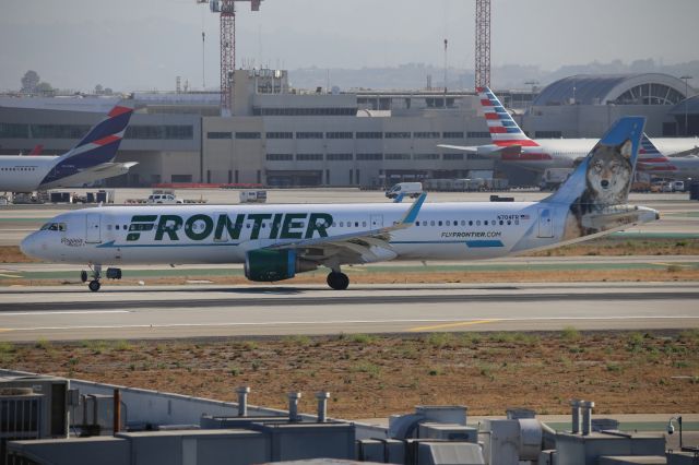 Airbus A321 (N704FR)