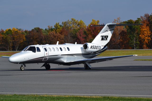 Cessna Citation CJ3 (N500TS) - TRUE SPEED ENTERPRISES II INC (Tony Stewart Racing) - 11/6/17