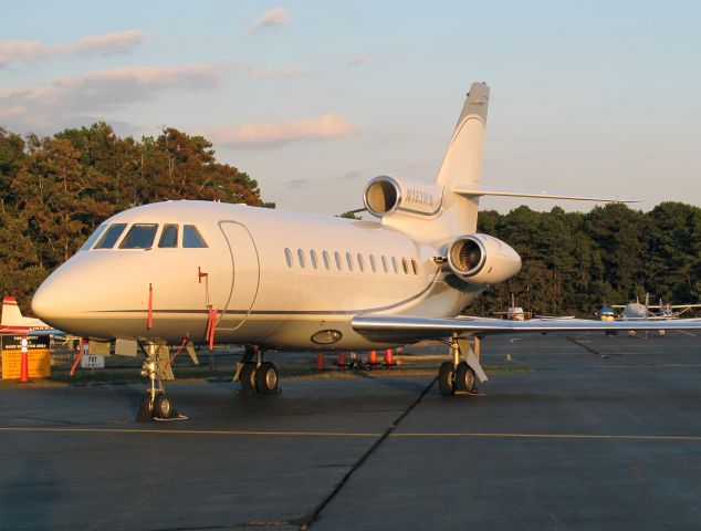 Dassault Falcon 900 (N183WW) - Very good short field performance.