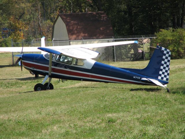 Cessna Skywagon 180 (N71K) - On the ground at Painted Post airport in New York