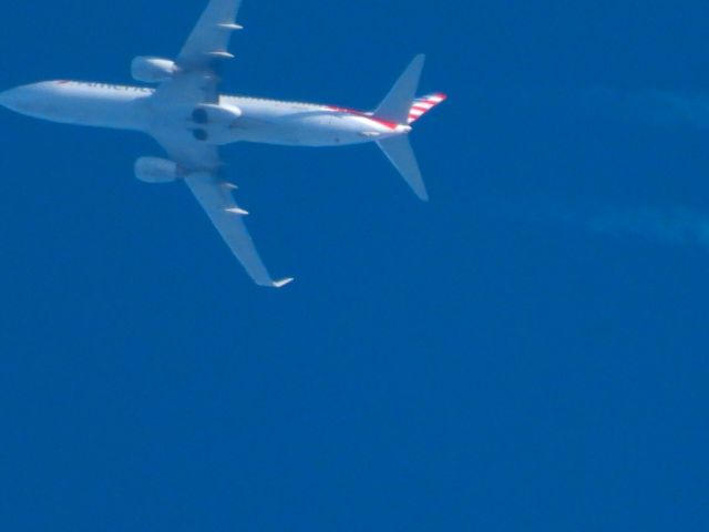Boeing 737-800 (N932AN) - AAL433br /DFW-ORDbr /10/25/2024