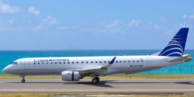 Boeing 737-800 (HP-1559CMP)
