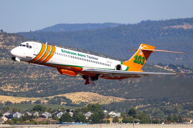 McDonnell Douglas MD-87 (N293EA)