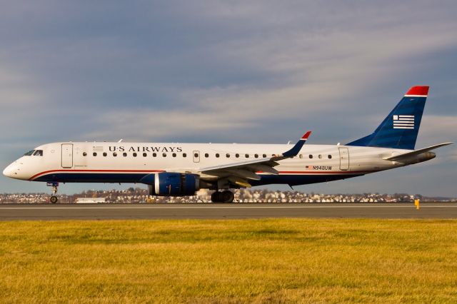 Embraer ERJ-190 (N948UW) - rolling out !