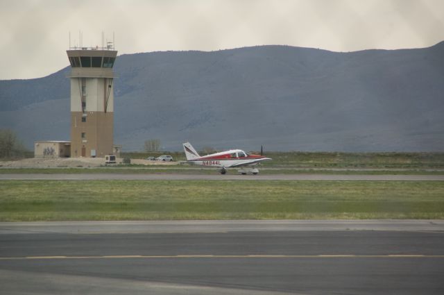 Piper Cherokee (N4844L)