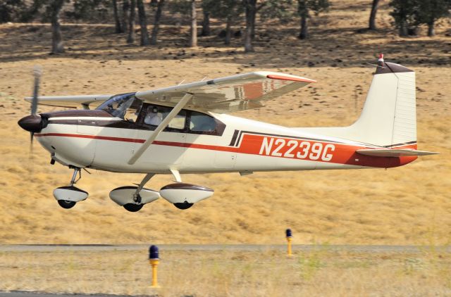 Cessna Skylane (N2239G) - Cessna Skylane taking off from Mariposa Airports 2011 Fly-In