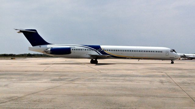 McDonnell Douglas MD-80 (N307FA)