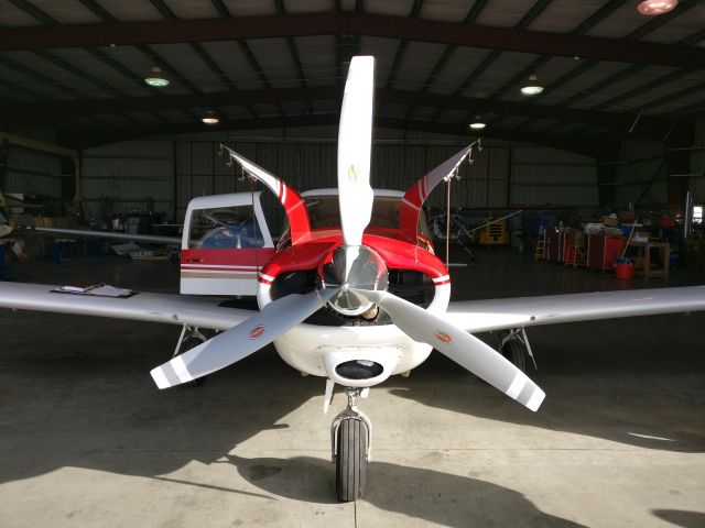 Piper PA-24 Comanche (N8648P)