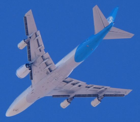 Boeing 747-400 (N747GF) - Photo taken from my back yard in Lone Pine, California on January 10, 2019.