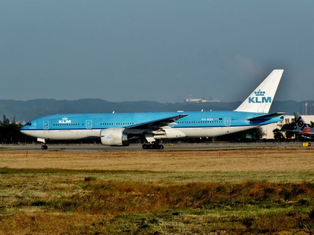 Boeing 777-200 (PH-BQA)