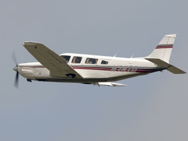 Piper Saratoga (N76TD)