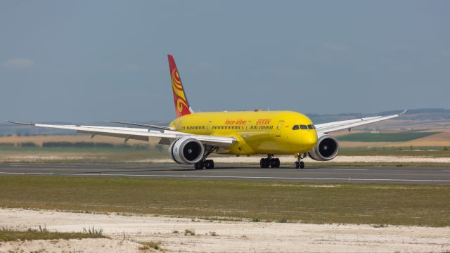 Boeing 787-8 (B-7302)